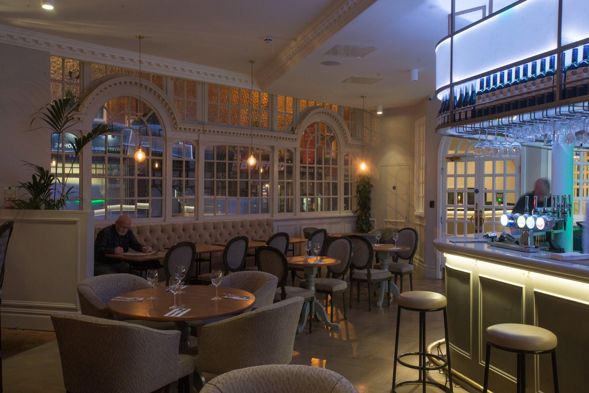 The Kings Head Hotel Londen Buitenkant foto