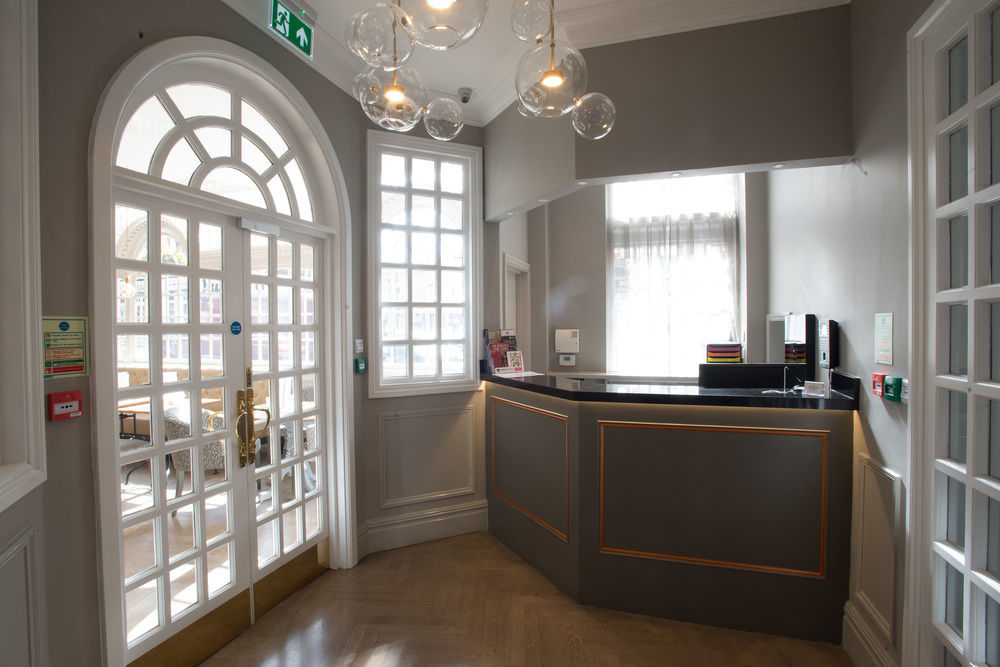 The Kings Head Hotel Londen Buitenkant foto